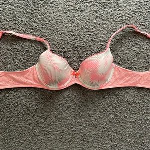 Victoria Secret Bra